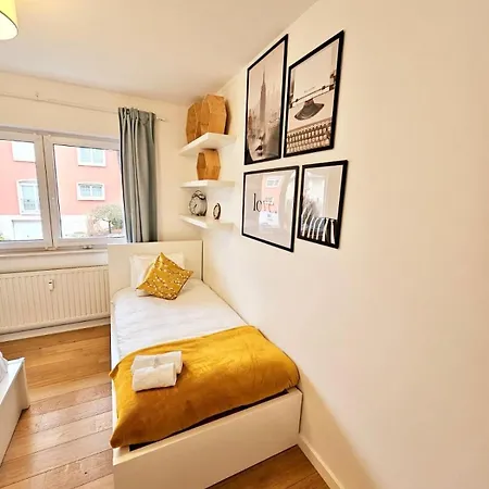 Designed For Comfort 2br W Balcony&private Parking Fentange
